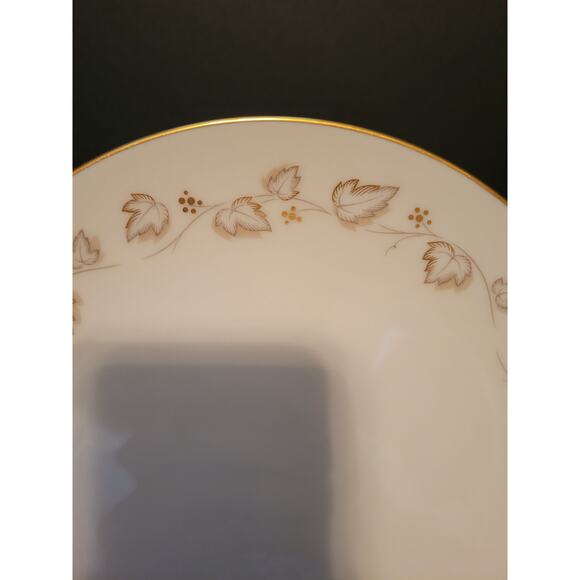 Vintage Noritake Ivory China Goldivy 8.25" Round Salad Plate 7531 - Picture 6 of 8